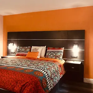 Tropical & Suites, Downtown Motel